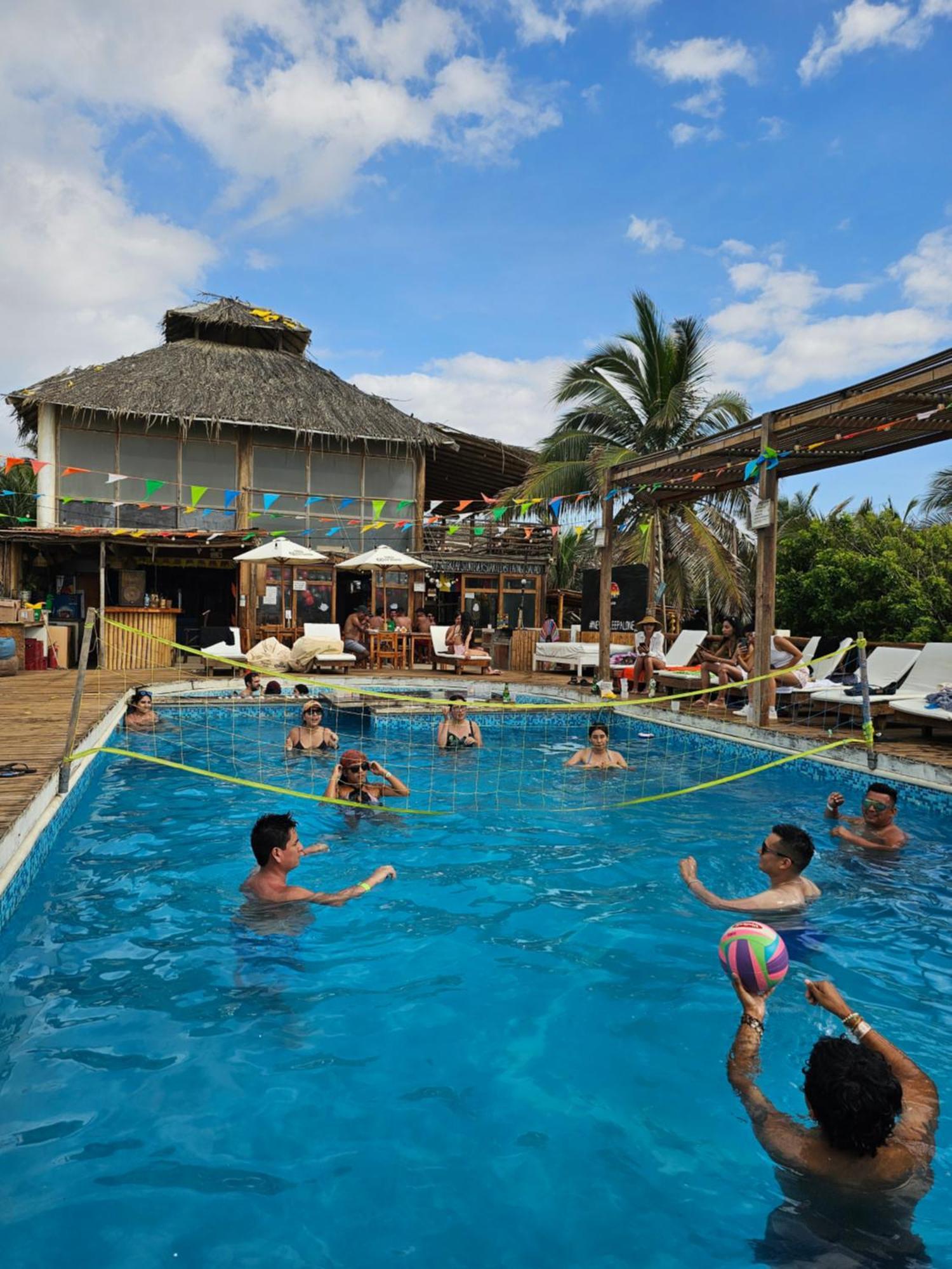 The Point Mancora Beach Exterior photo